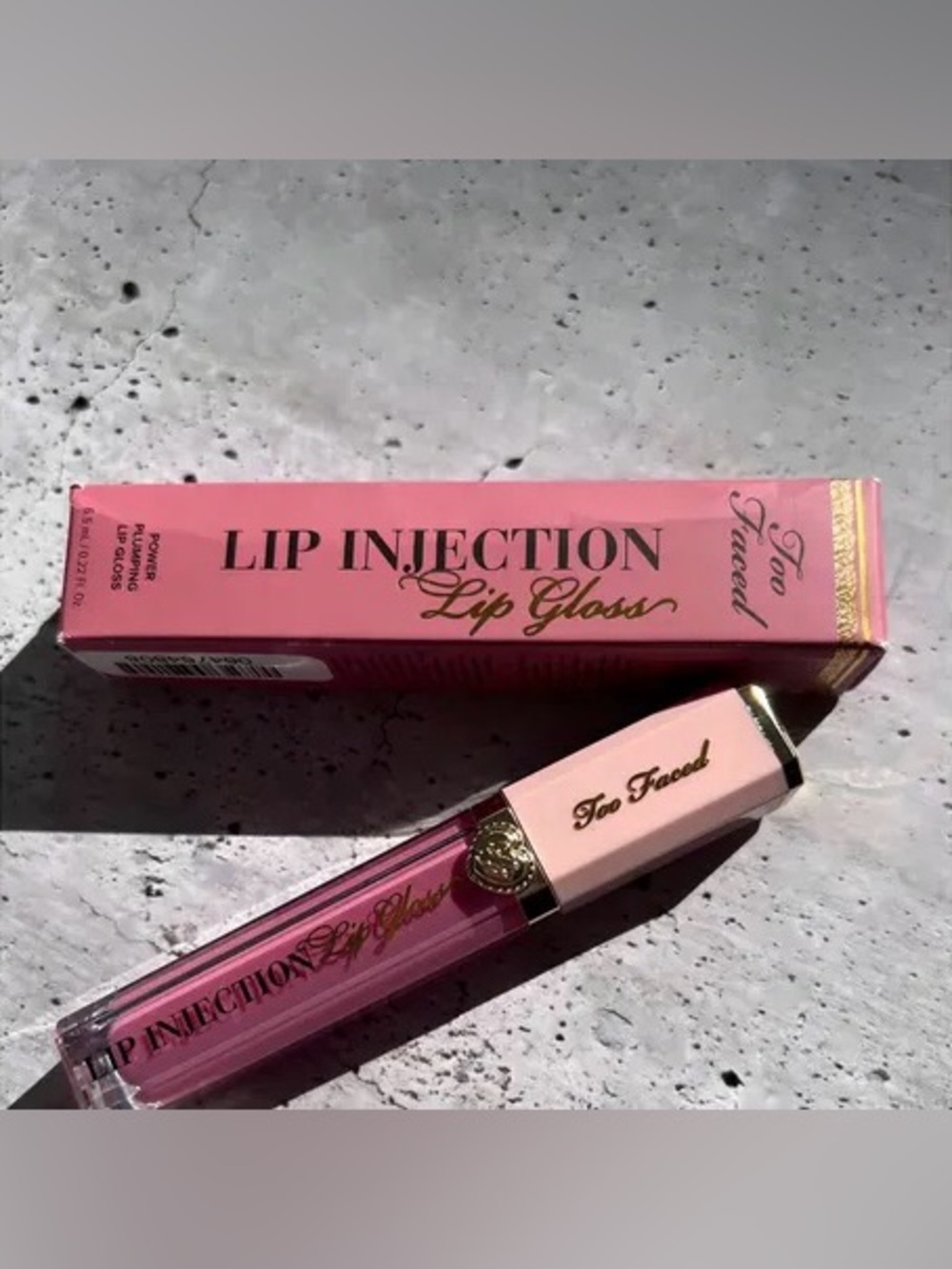 New! Too Faced Lip Injection JUST FRIENDS